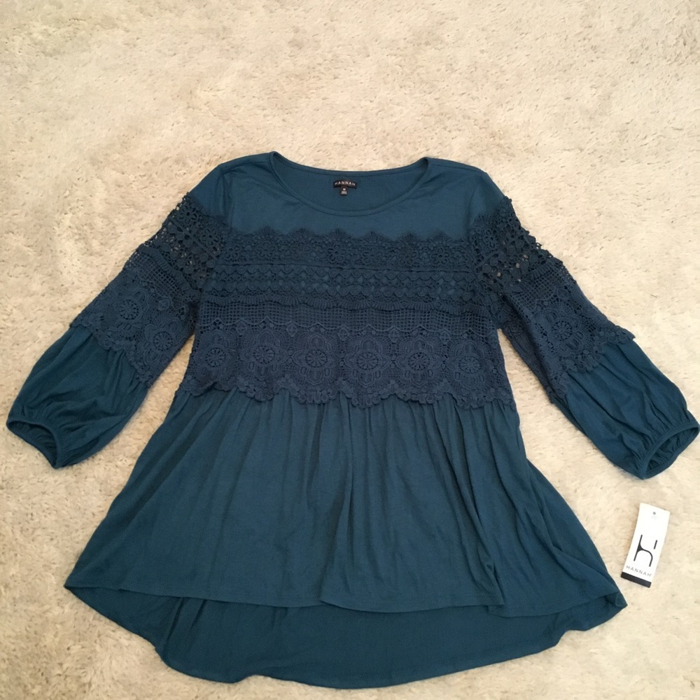 3/4 Sleeved Crochet Top NWT